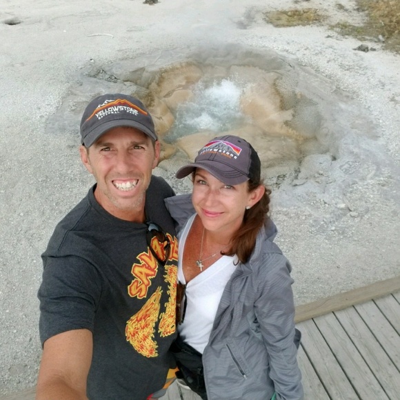 Meet your Posher, Melissa - Picture 3 of 8